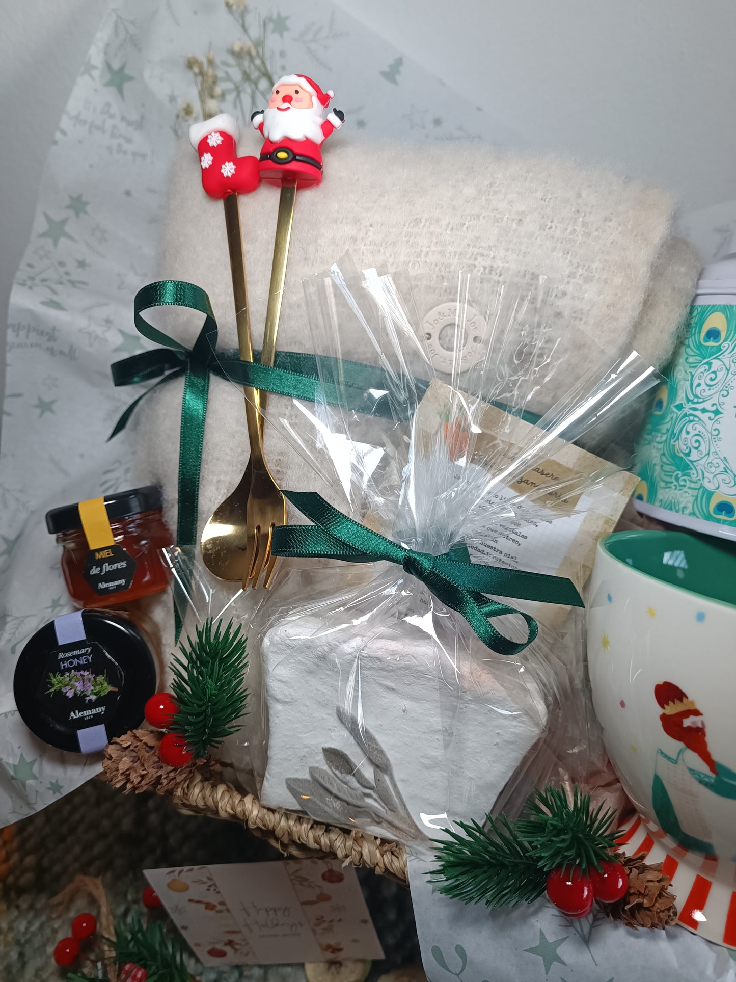 “Three Wise Men” Christmas Basket