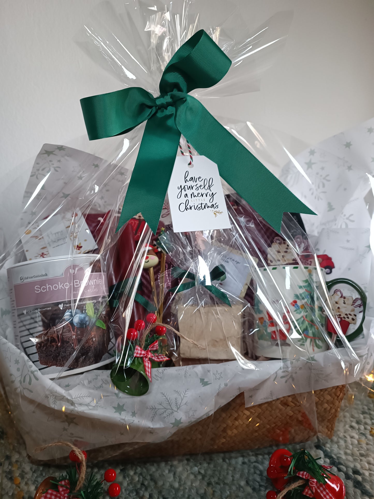“Red Santa” Christmas Basket