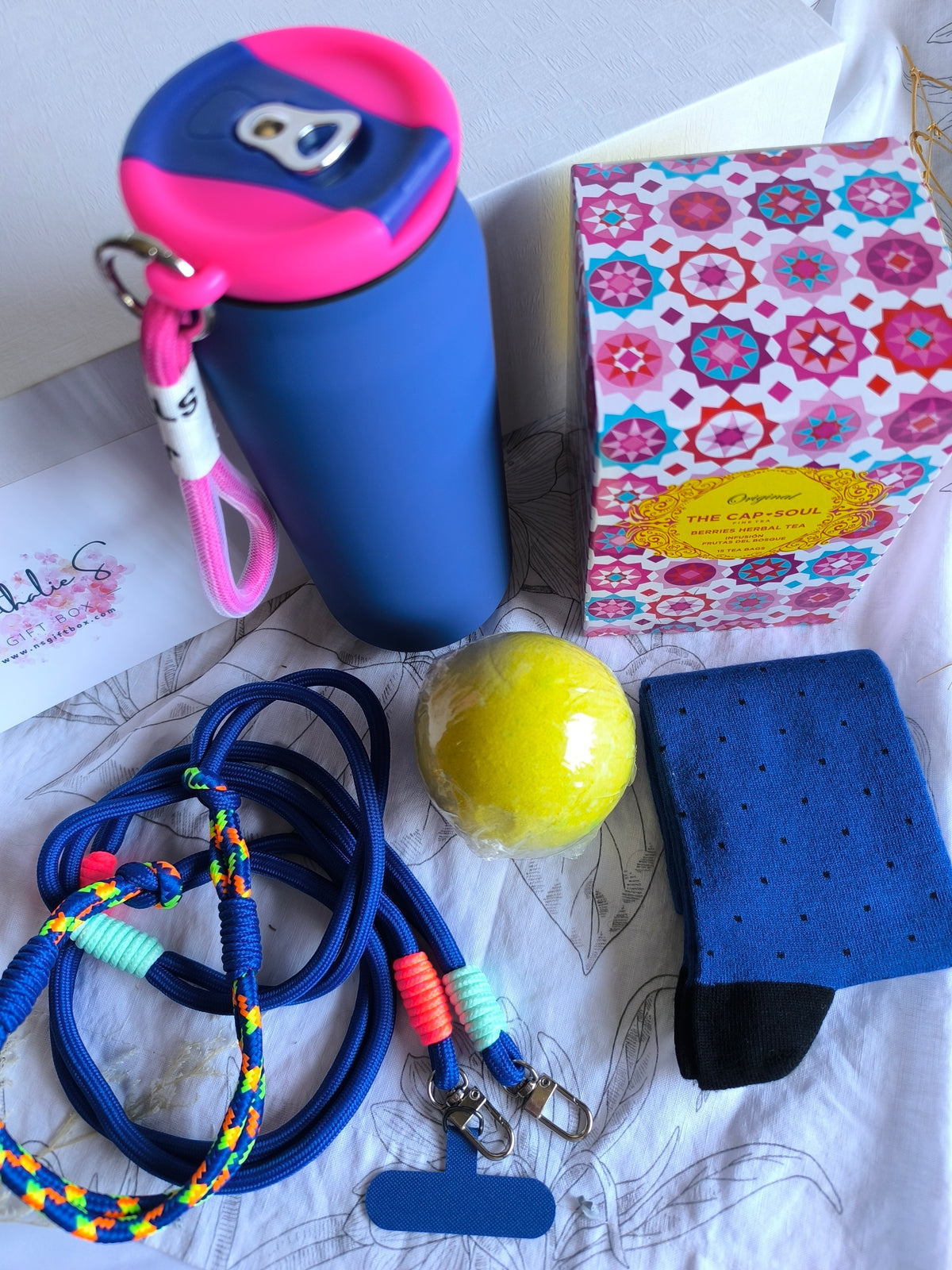 Caja de regalo azul- regalos para ella