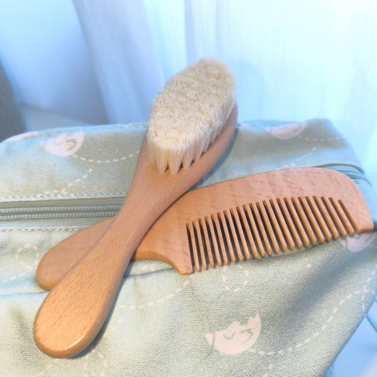 Set peine y cepillo de madera