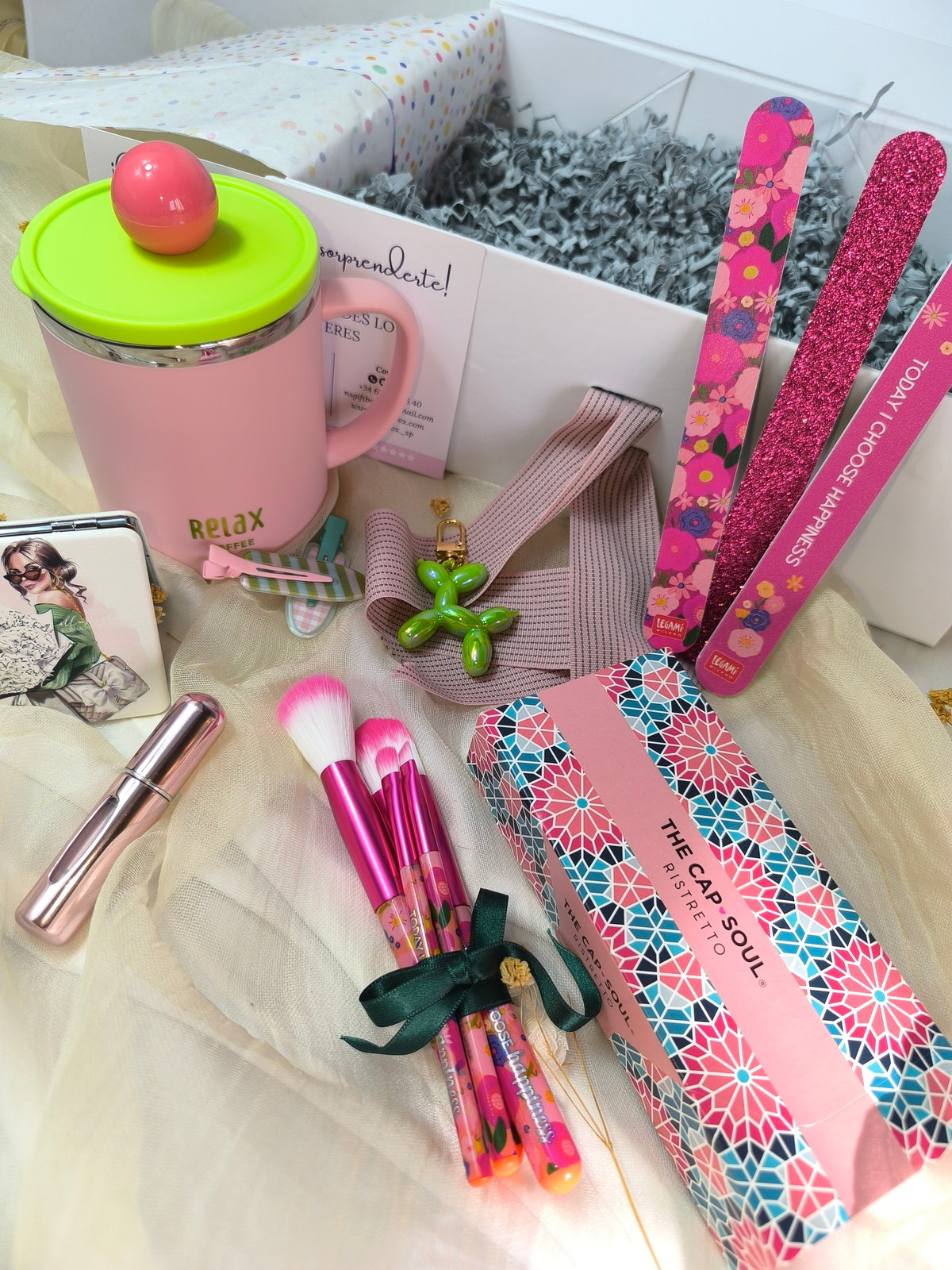 Caja de Regalo "Pausa & Estilo" con Taza de Acero, Café Ristretto y Kit de Belleza Legami