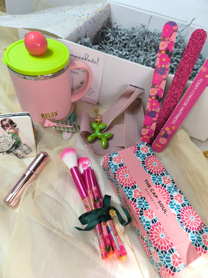 Caja de Regalo "Pausa & Estilo" con Taza de Acero, Café Ristretto y Kit de Belleza Legami